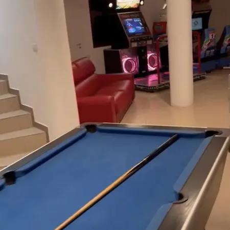 The Rising Sun * Anton