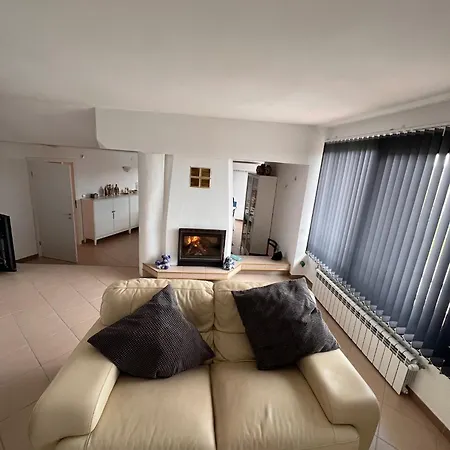 The Rising Sun Anton