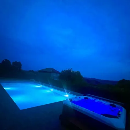 빌라 The Rising Sun Anton